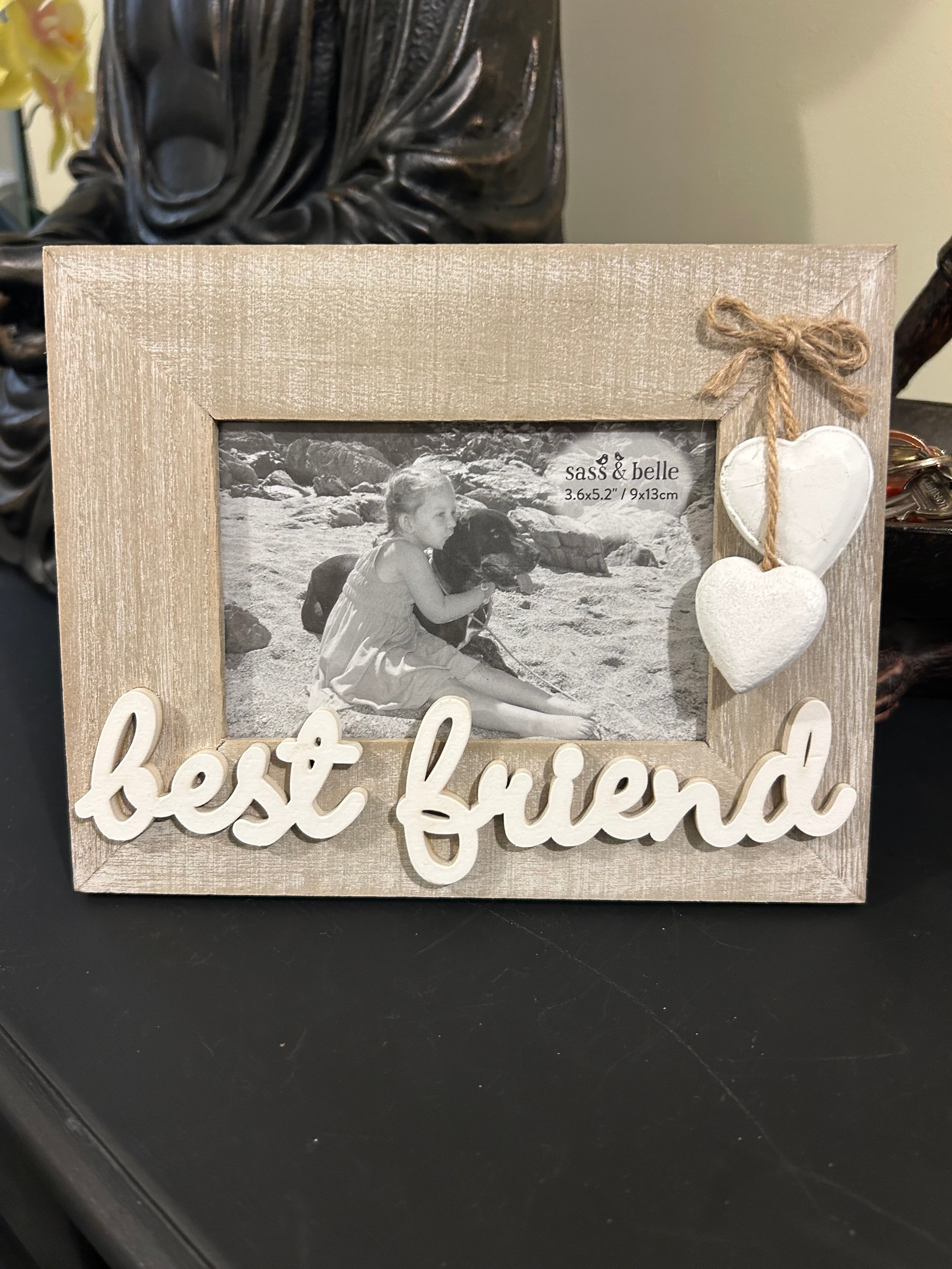 Sass & Belle Best Friends Heart Single Photo Frame Chic Gift