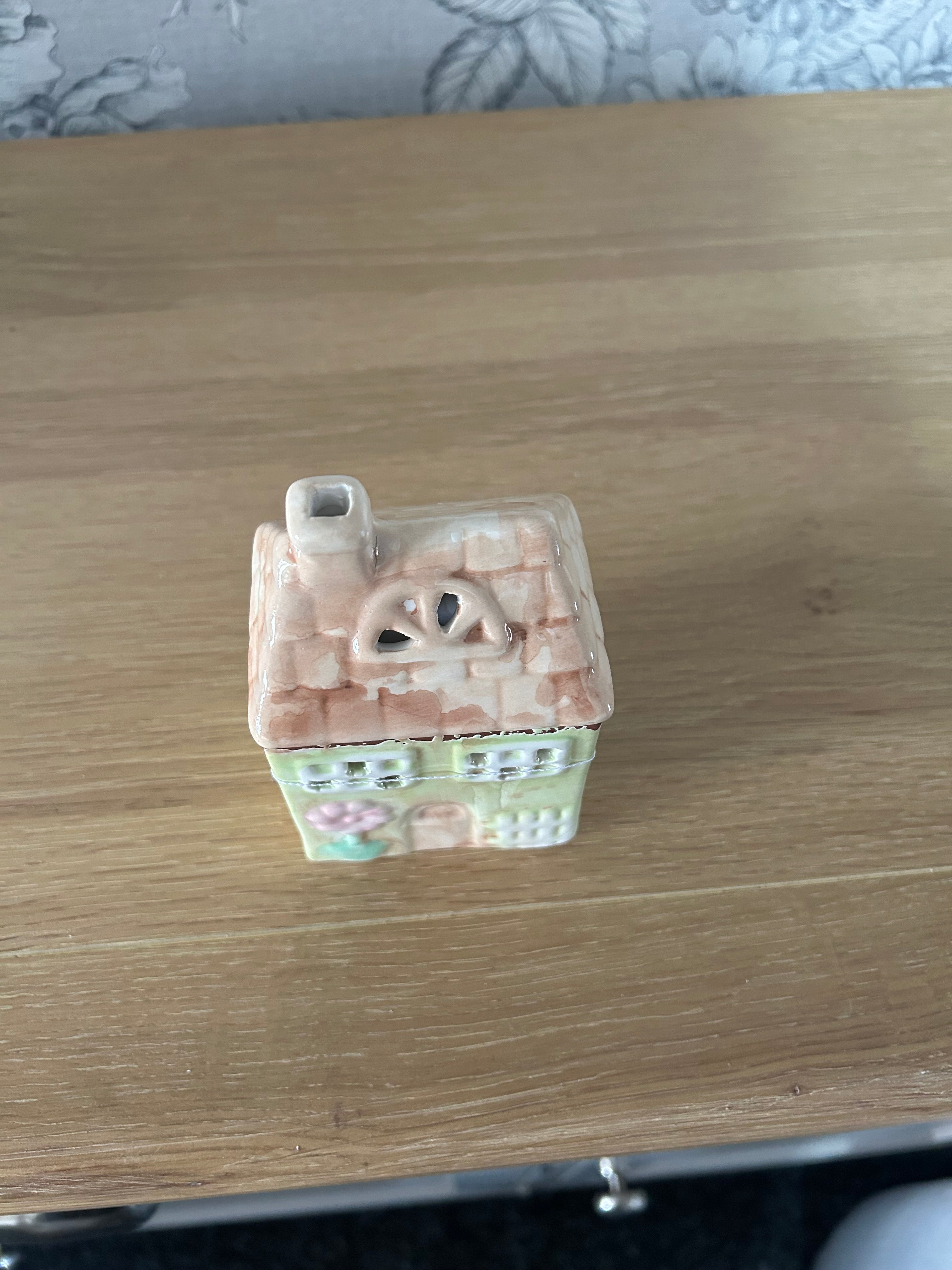 Pale Green Dolomite House
