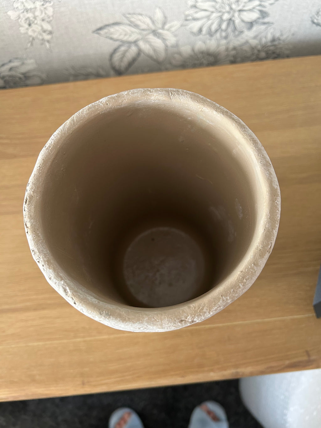 White Bow Design Vase Large