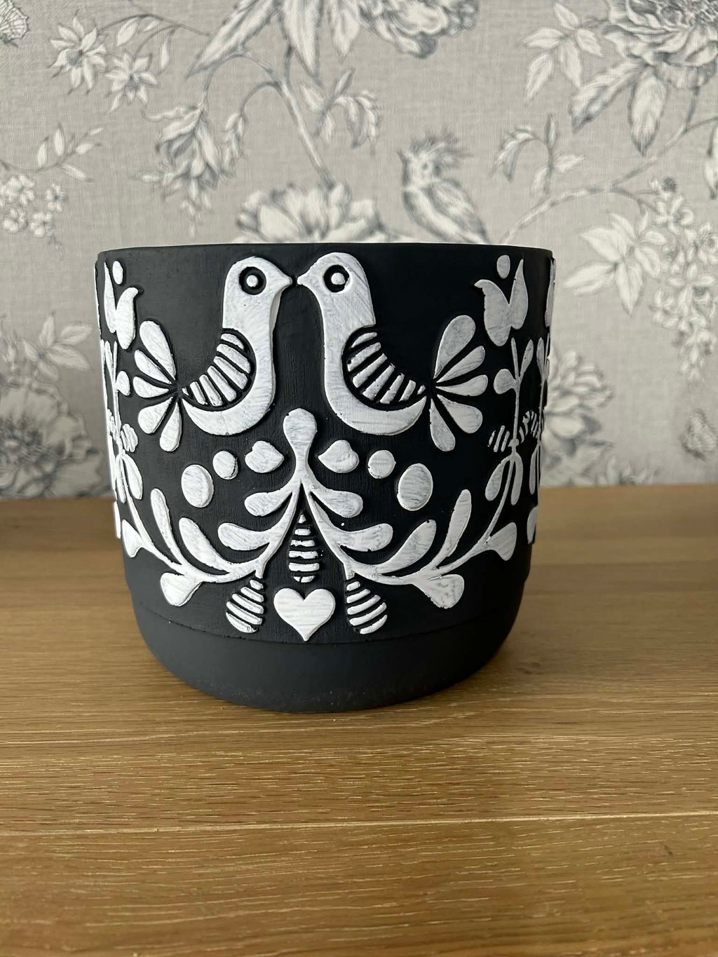 Folk Art Bird Design Pot Large
