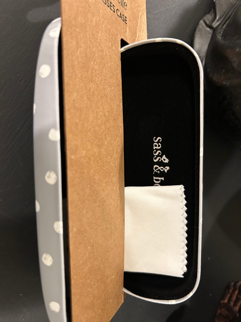 Sass & Belle Barney the Dog glasses Case - Grey