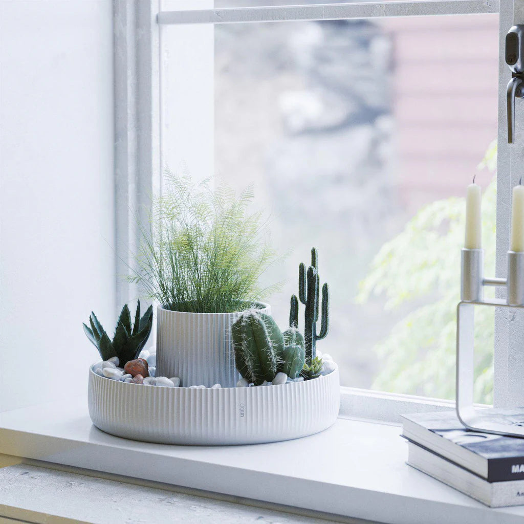 Umbra Fountain Indoor Plant Pot