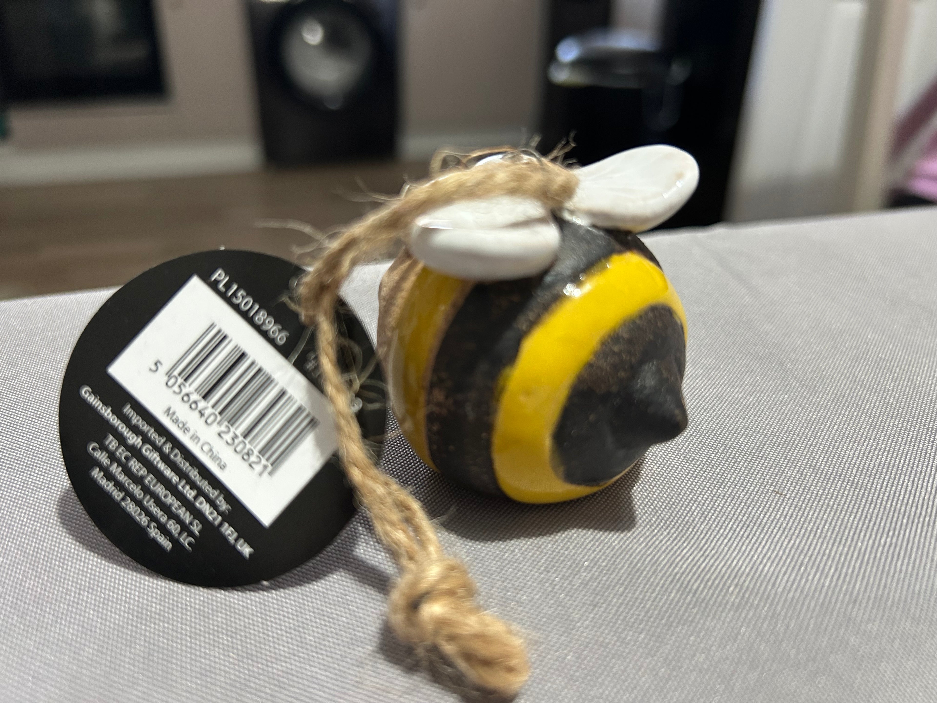 Hanging Bee decoration 5cm