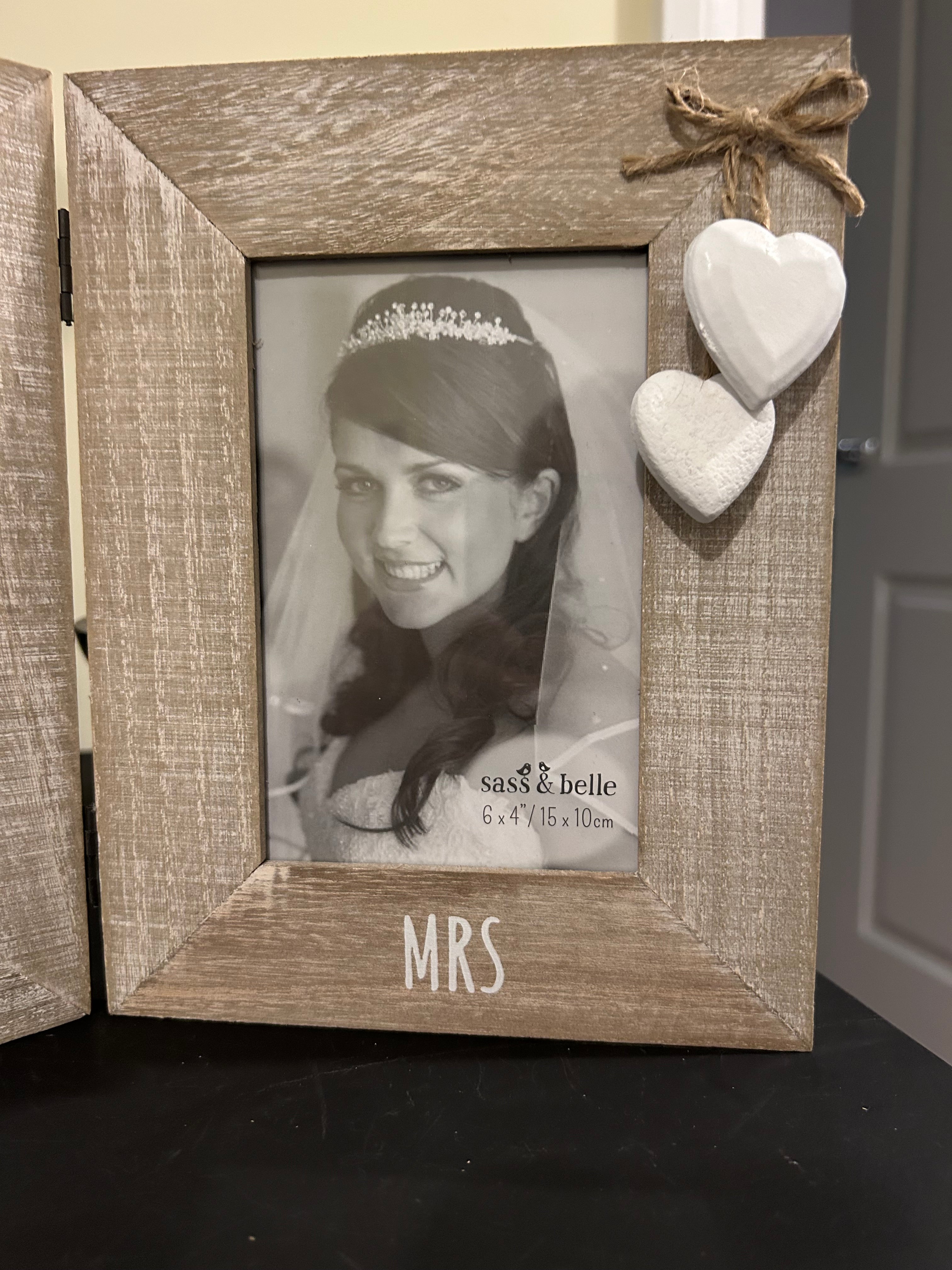 Sass & Belle Mr & Mrs Shabby Chic Double Photo Frame
