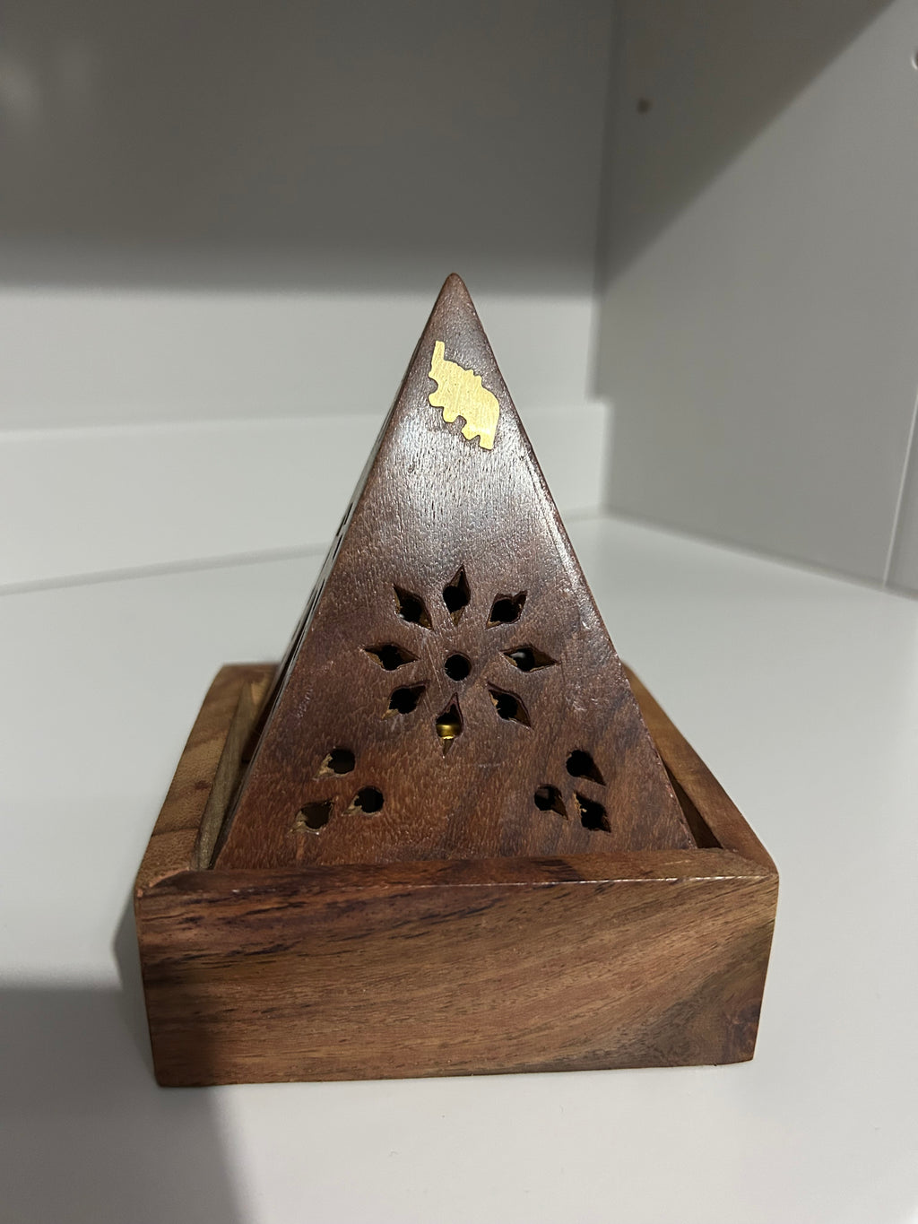 Sheesham Wood Pyramid Incense Cone Burner Box — Buddha Design