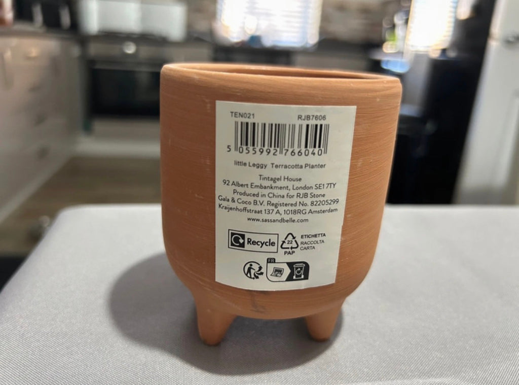 Sass & Belle Little Leggy Terracotta Plant Pot